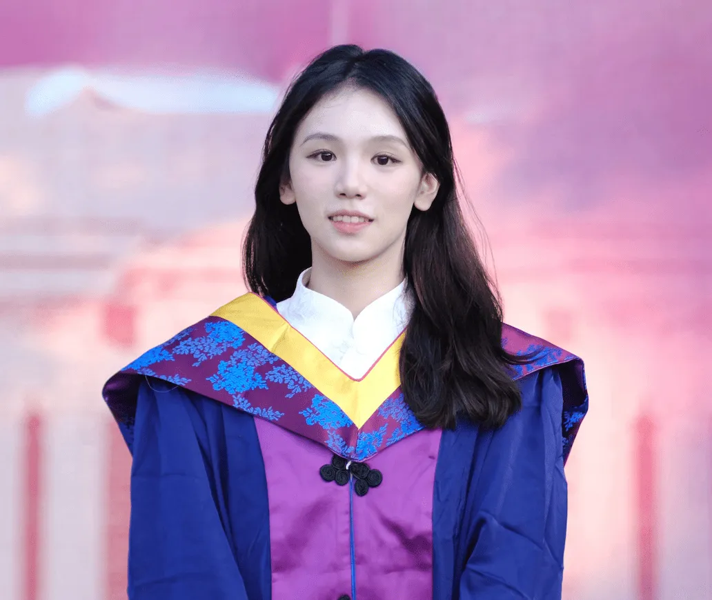 WeiyeXi Photo (1).png